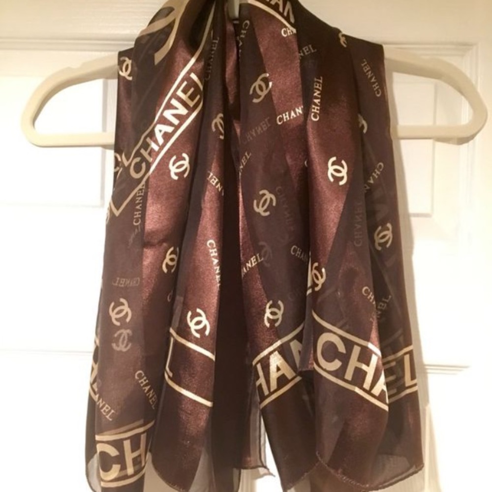 Square CHANEL Scarf